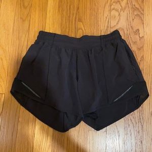 Lululemon HOTTY HOT HIGH-RISE LINED SHORT 4"
